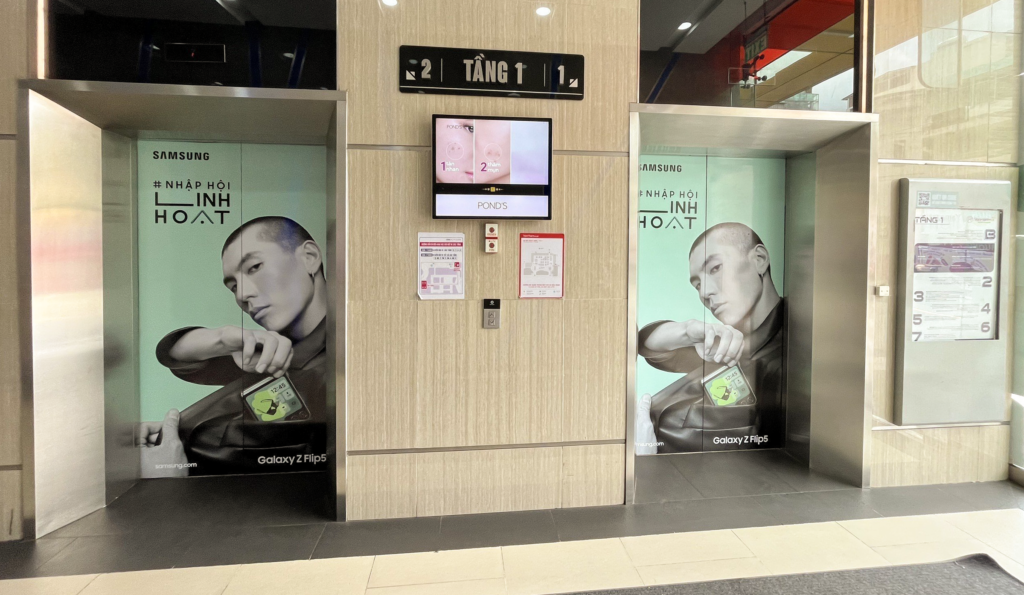 Tổng quan về hình thức dán decal thang máy